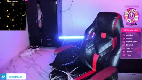 Snapshot of michael_kendall0 chatting on 01-25-25, 11:43 michael independent model online show from 01-25-25, 11:43