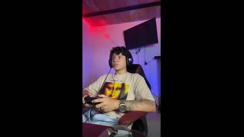 Snapshot of michael_kendall0 chatting on 02-24-25, 11:41 michael independent model online show from 02-24-25, 11:41