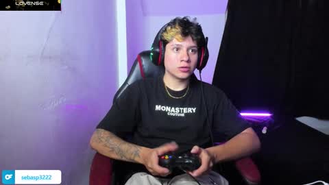 Snapshot of michael_kendall0 chatting on 10-11-25, 12:54 michael independent model online show from 10-11-25, 12:54