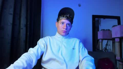 Snapshot of michael_kendall0 chatting on 03-28-26, 11:59 michael independent model online show from 03-28-26, 11:59