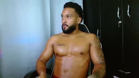 Snapshot of michael_maximo chatting on 02-17-26, 07:16 maximo online show from 02-17-26, 07:16