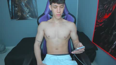 Michael online show from 10-25-25, 03:58