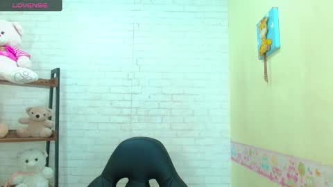 Snapshot of michael_twuis chatting on 12-28-24, 08:58 I AM MICHAEL online show from 12-28-24, 08:58