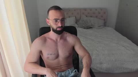 MichaelEvansx online show from 02-09-26, 10:41