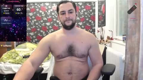 Snapshot of michaelragnar90 chatting on 01-26-25, 01:04 michaelragnar90 online show from 01-26-25, 01:04