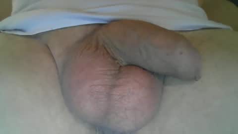 Snapshot of michaels_cock chatting on 03-09-25, 11:35 Michael online show from 03-09-25, 11:35