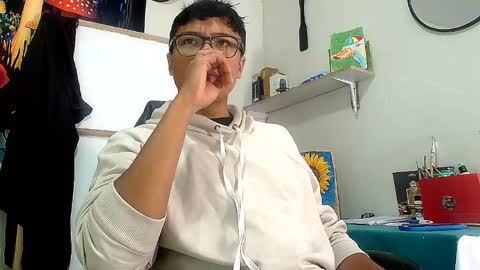 Snapshot of michaelstones chatting on 06-07-26, 04:22 michaelstones online show from 06-07-26, 04:22