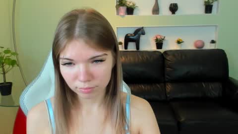 michafox online show from 04-07-26, 01:00