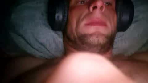 WildMikemilflove online show from 06-15-26, 09:28