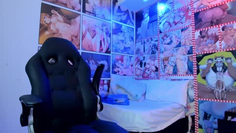 michel_lopez18 online show from 02-06-25, 11:10