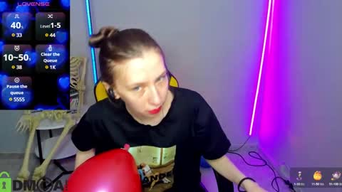 michele_mack online show from 12-13-24, 02:54