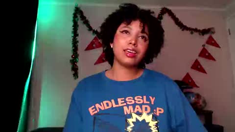 Snapshot of michell_bling chatting on 01-03-25, 07:06 Michi online show from 01-03-25, 07:06