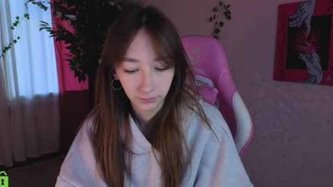 Michelle online show from 05-25-26, 01:11