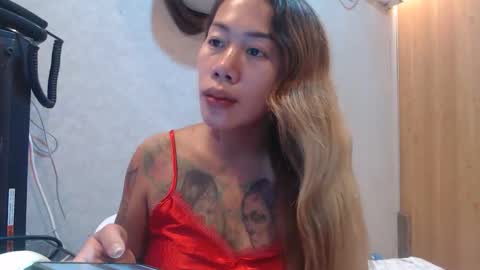 Snapshot of michelle_ux chatting on 09-20-25, 12:44 michelle_ux online show from 09-20-25, 12:44