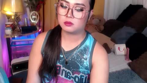 Snapshot of michellechannelxxx chatting on 04-23-26, 12:29 Michelle online show from 04-23-26, 12:29