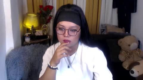 Snapshot of michellechannelxxx chatting on 05-16-26, 06:54 Michelle online show from 05-16-26, 06:54