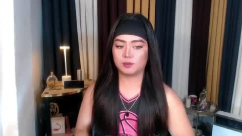 Snapshot of michellechannelxxx chatting on 06-15-26, 03:14 Michelle online show from 06-15-26, 03:14