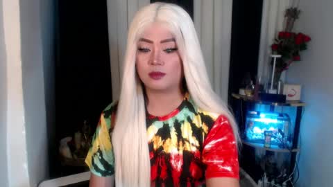 Snapshot of michellechannelxxx chatting on 07-10-26, 02:19 Michelle online show from 07-10-26, 02:19