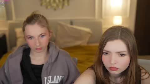 Snapshot of michelleinlove4u chatting on 02-28-25, 11:36 Michelle online show from 02-28-25, 11:36