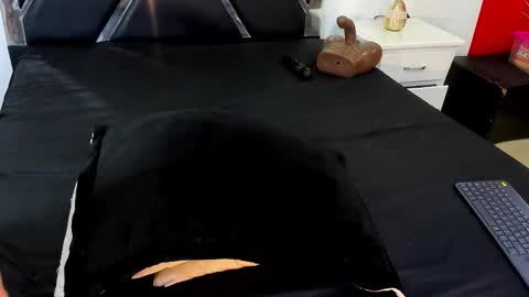 Michelle online show from 10-23-25, 12:04