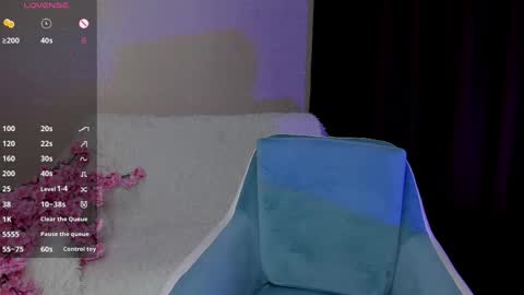 michellemilerr online show from 05-03-26, 03:56