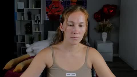 MichelleOrtis online show from 09-10-25, 01:33