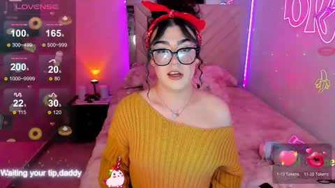 Snapshot of michellevanss22 chatting on 03-26-26, 04:51 online show from 03-26-26, 04:51
