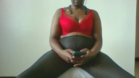 Snapshot of michellevice chatting on 09-24-25, 12:52 michellevice online show from 09-24-25, 12:52