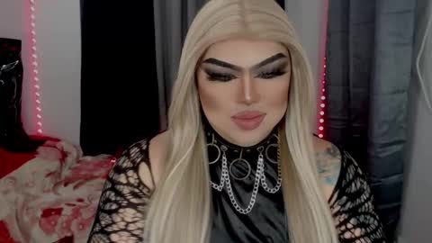 Michelle online show from 12-17-25, 01:33