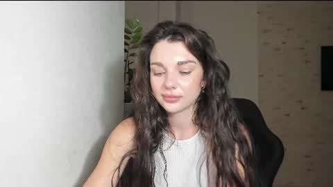 Snapshot of michelliibeautiful chatting on 06-20-26, 04:43 Michellee online show from 06-20-26, 04:43