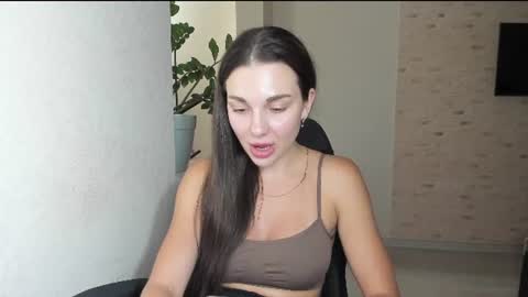 Snapshot of michelliibeautiful chatting on 07-29-26, 02:59 Michellee online show from 07-29-26, 02:59