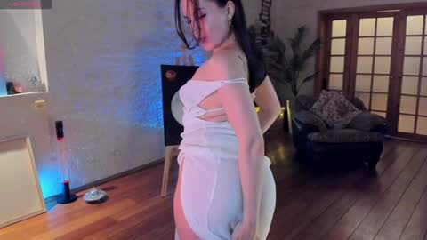 Snapshot of michi_souffl chatting on 02-01-25, 12:40 Michi online show from 02-01-25, 12:40