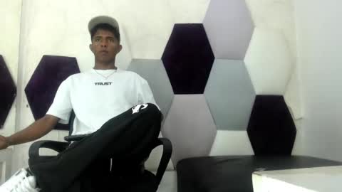 Mick storm online show from 02-01-26, 07:45