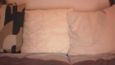 Snapshot of mickdu971 chatting on 06-18-26, 08:57 mickdu971 online show from 06-18-26, 08:57