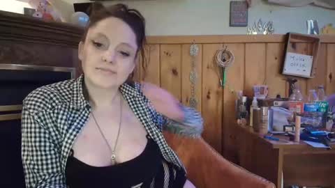 Snapshot of mickeeydoll6669 chatting on 03-03-25, 12:26 Hey Mickey online show from 03-03-25, 12:26