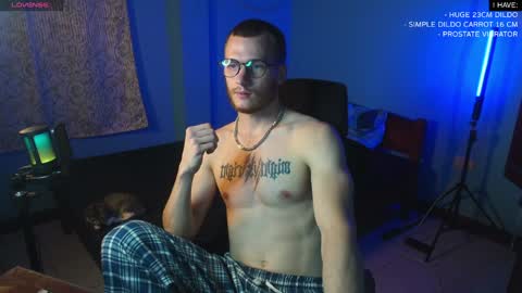 Snapshot of mickey_pict chatting on 02-05-25, 03:09 Mickey online show from 02-05-25, 03:09