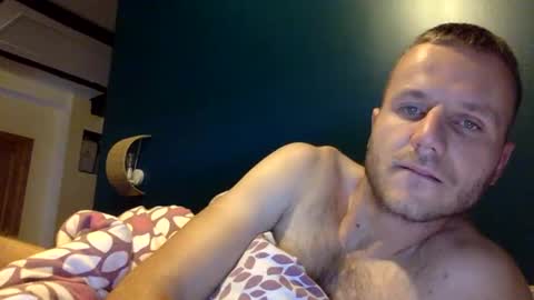mickylove67 online show from 10-12-25, 07:40