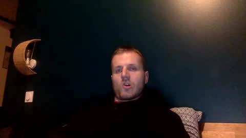 Snapshot of mickylove67 chatting on 04-18-26, 09:04 mickylove67 online show from 04-18-26, 09:04