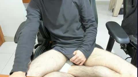 microfama00 online show from 05-01-26, 10:47