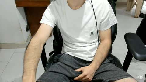 microfama00 online show from 06-12-26, 12:37