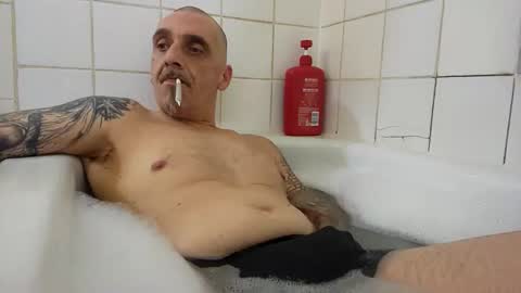 middle123456783939 online show from 09-25-25, 02:15