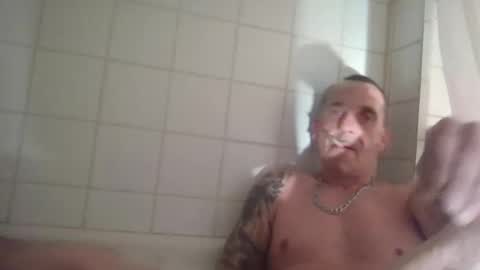 middle123456783939 online show from 11-22-25, 04:33