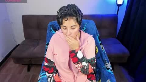 Snapshot of midnight07_ chatting on 02-25-25, 05:41 Blue online show from 02-25-25, 05:41