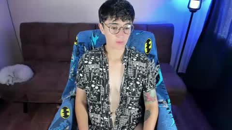 Snapshot of midnight07_ chatting on 03-16-26, 03:27 Blue online show from 03-16-26, 03:27