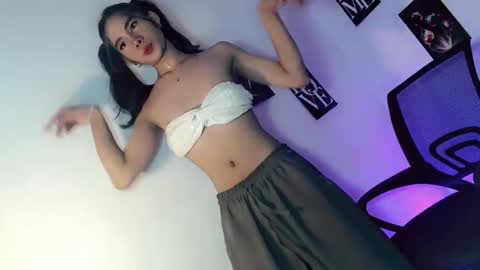 midnight_mystique18 online show from 06-02-26, 01:57