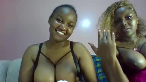 Snapshot of midnight_sexy chatting on 05-24-26, 11:10 midnight_sexy online show from 05-24-26, 11:10