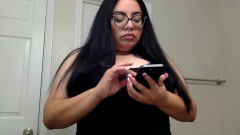 midnightbruja111 online show from 10-26-25, 04:29