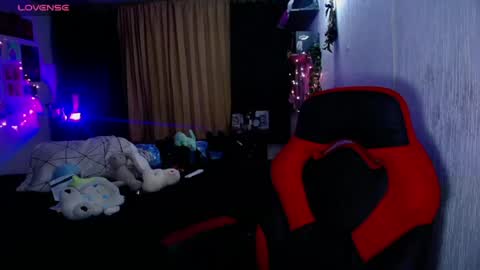 Snapshot of midnightcandy888 chatting on 05-27-26, 04:09 Pola INDEPENDENT MODEL online show from 05-27-26, 04:09