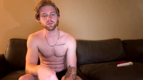 SexyLatinaCouple online show from 11-13-25, 09:30