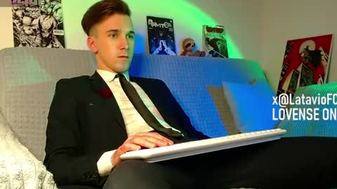 Snapshot of midnighter__ chatting on 05-04-26, 08:27 Alexey or just Alex online show from 05-04-26, 08:27